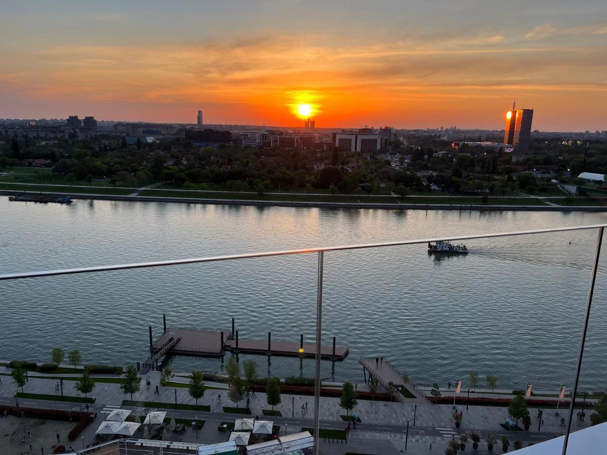 BW Terrace Top Floor Apartments With River View & Self Check-In بلغراد المظهر الخارجي الصورة