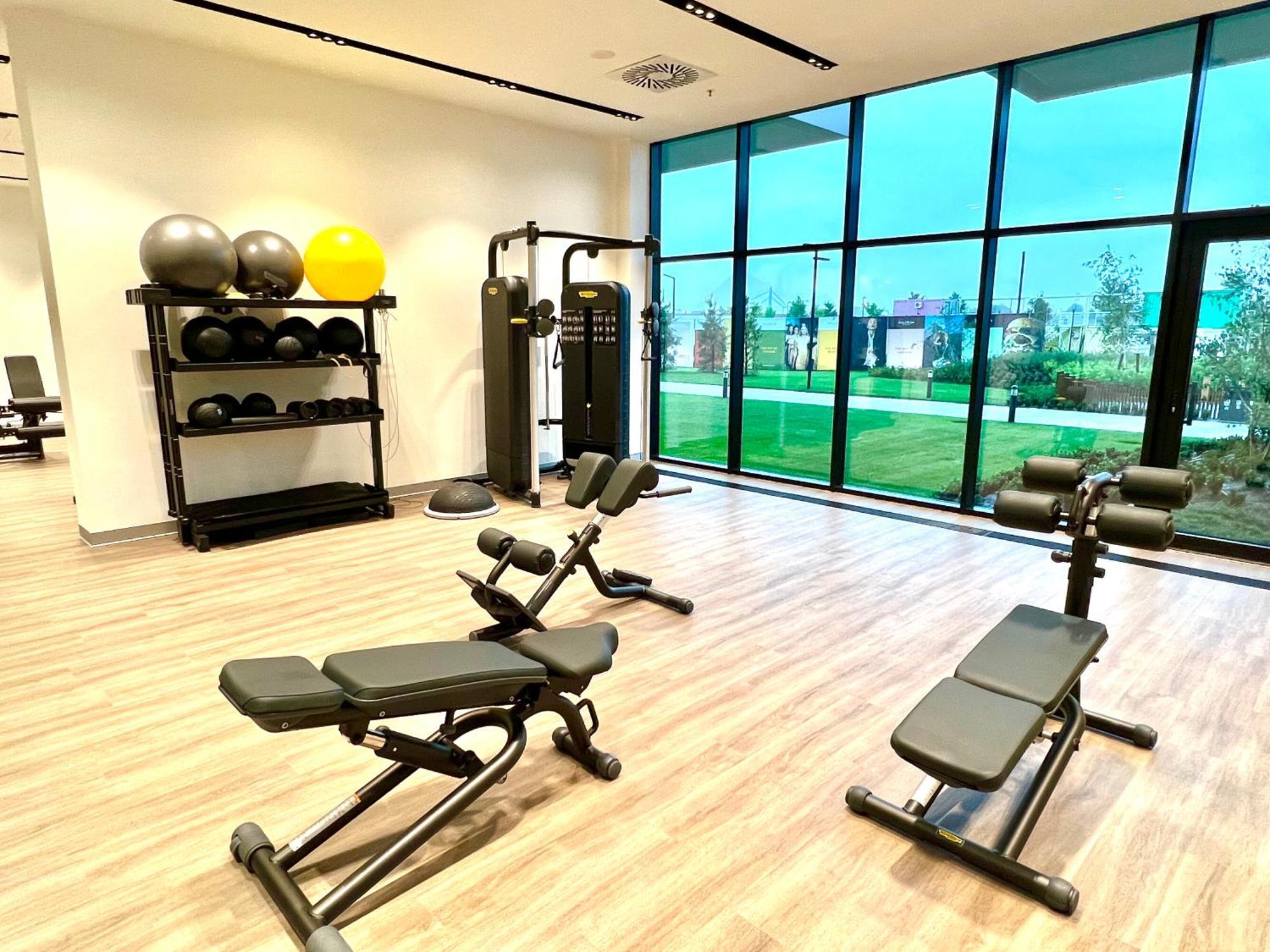 BW Terrace Top Floor Apartments With River View & Self Check-In بلغراد المظهر الخارجي الصورة